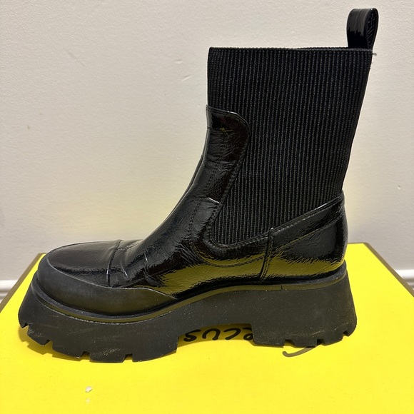 Boots,size 7, 24 cm - Picture 7 of 7